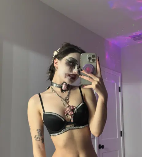 Image 11539607 from beebee ASMR