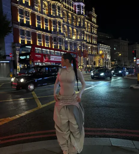 Image 11597171 from Florence Mueller aka flomoneyy