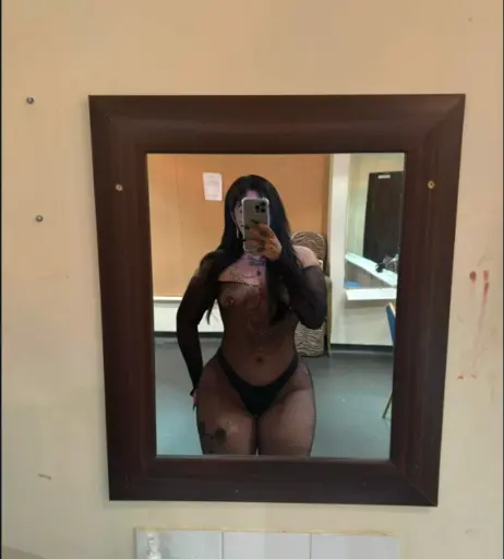 Image 11591122 from Mel Farahmand / strippercoochie