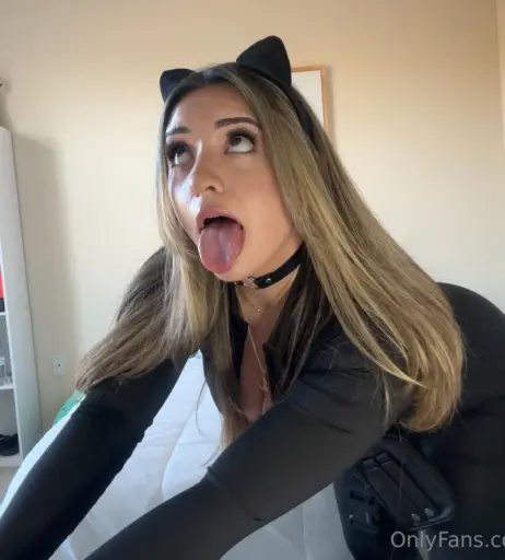 Image 11590830 from Magzilla Magzillac Maggie Castillo