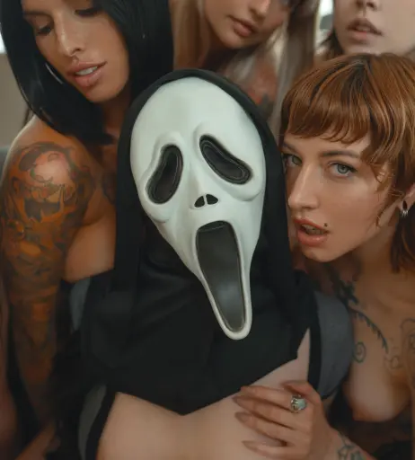 Image 11590771 from Sophia Blake