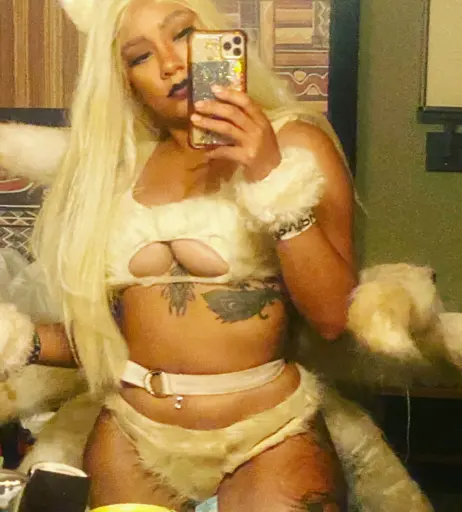 Image 11592823 from geeksandgrubs/coffee_andconcealer/Lou Beezy/Proud Mary/Chef Mary Lou