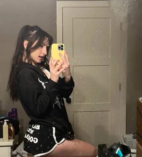 Image 11599726 from beebee ASMR