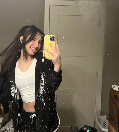 Image 11599730 from beebee ASMR