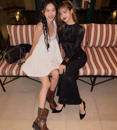 Image 11585946 from Lisa | BLΛƆKPIИK (Blackpink)