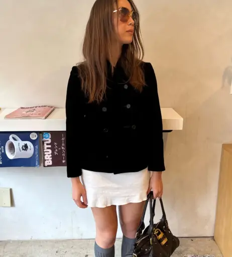 Image 11585849 from Laufey lin