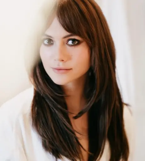 Image 11410663 from Emilia Jones