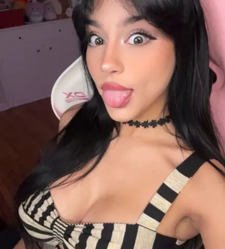 Image 11408542 from whoahannahjo