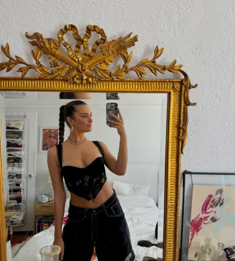 Image 11405111 from Emma Char (emmaa_char)