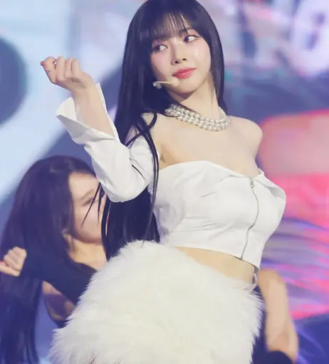 Image 11406371 from Karina (æspa / aespa)