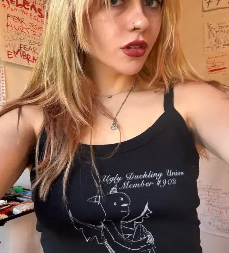 Image 11498543 from wormsheriff / Olivia O