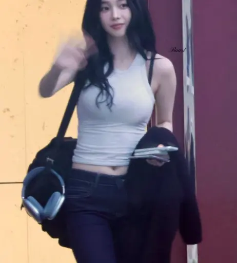 Image 11494411 from Karina (æspa / aespa)