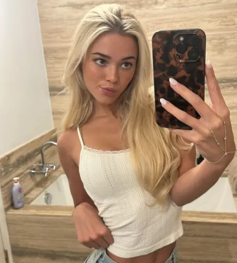 Image 11493142 from Livvy Dunne