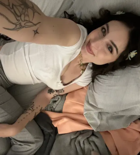 Image 11388388 from beebee ASMR