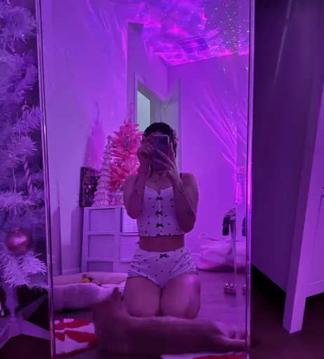 Image 11388363 from beebee ASMR