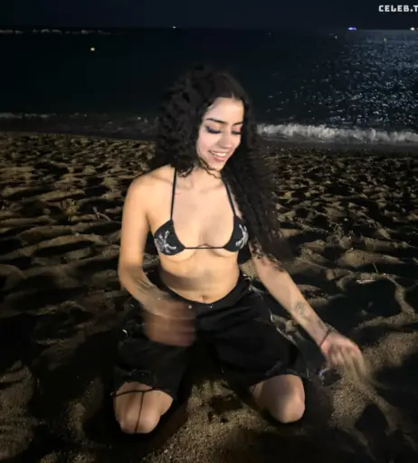 Image 12949 from Khaira