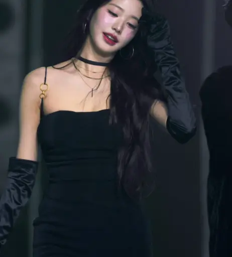 Image 12825736 from Jang Won-young / 장원영 WONYOUNG