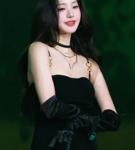 Image 12825748 from Jang Won-young / 장원영 WONYOUNG