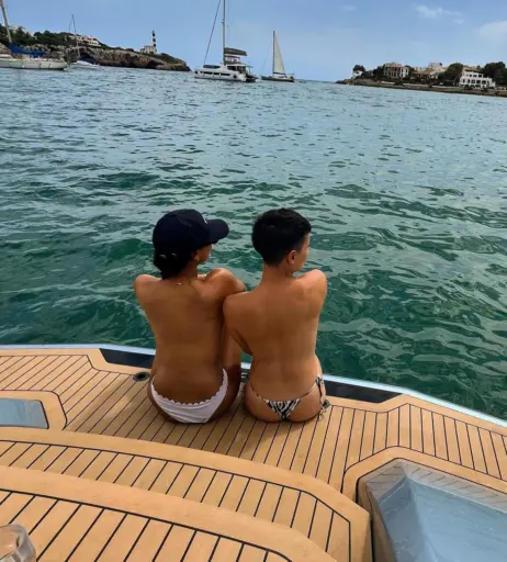 Image 12764958 from Jessie Mei Li