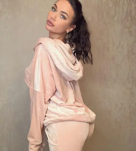 Image 12763513 from Yana Koshkina