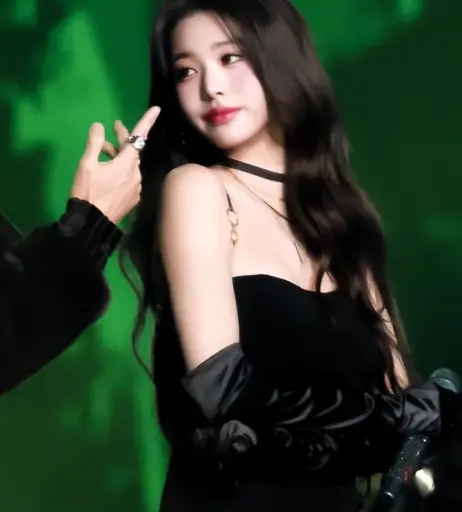 Image 12748147 from Jang Won-young / 장원영 WONYOUNG