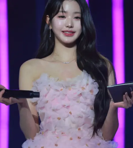 Image 12715600 from Jang Won-young / 장원영 WONYOUNG