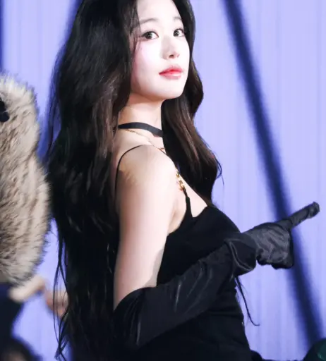 Image 12721983 from Jang Won-young / 장원영 WONYOUNG