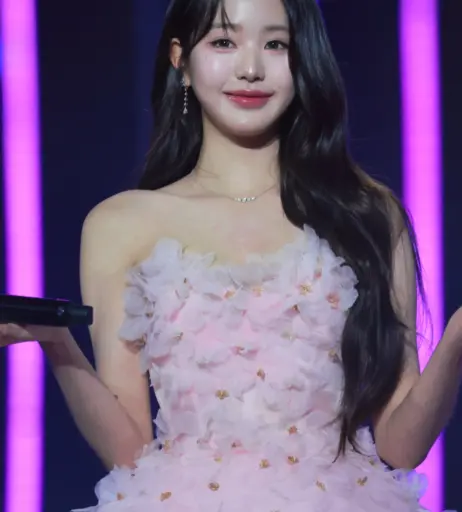 Image 12721984 from Jang Won-young / 장원영 WONYOUNG