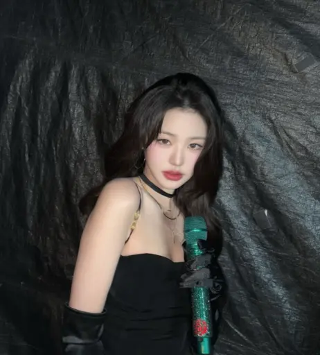 Image 12788993 from Jang Won-young / 장원영 WONYOUNG