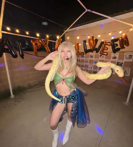 Image 12658073 from eggtardy | Michelle Sun