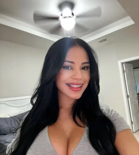 Image 12659418 from Ari2b