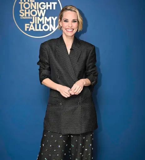 Image 12666875 from Leslie Bibb