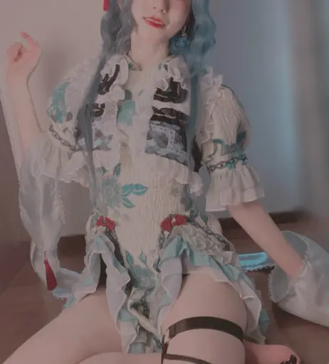 Image 12687685 from @tartetatin0516