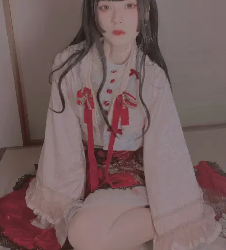 Image 12687679 from @tartetatin0516