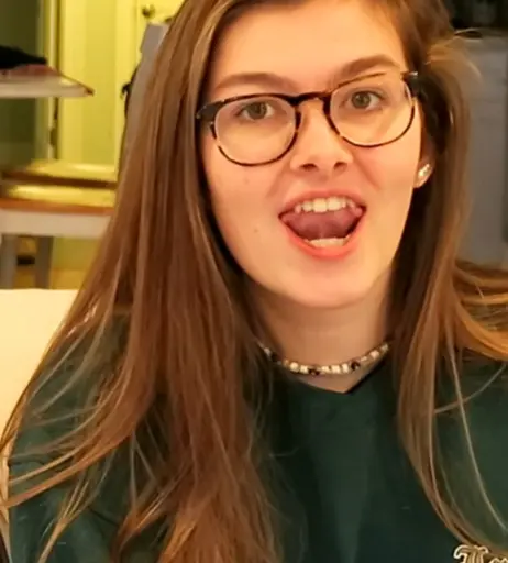 Image 12555233 from Lia Reacts / Lia_Fiore