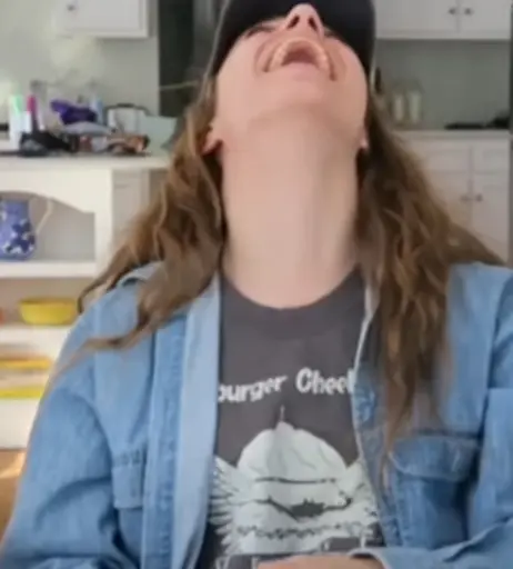 Image 12555234 from Lia Reacts / Lia_Fiore