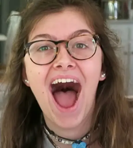 Image 12555241 from Lia Reacts / Lia_Fiore