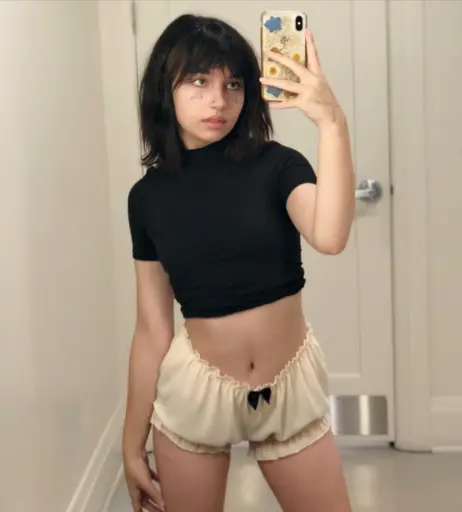 Image 12551786 from urfatherfigure / myfriendshea /