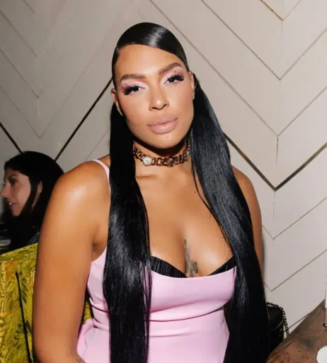 Image 12577350 from Elizabeth Cambage