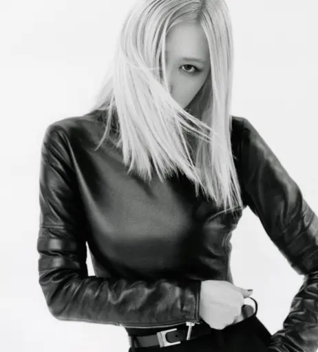 Image 12576420 from Rosé || Roseanne Park - BLΛƆKPIИK ( BLACKPINK )