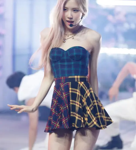 Image 12576416 from Rosé || Roseanne Park - BLΛƆKPIИK ( BLACKPINK )