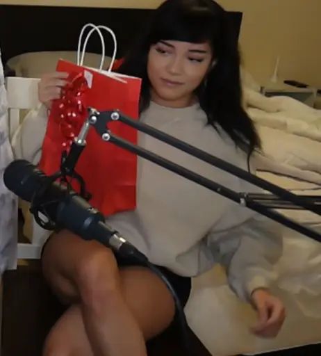 Image 12576057 from Cinnabrit