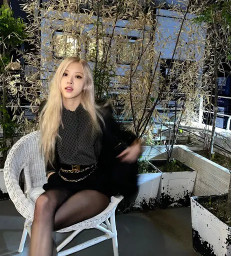 Image 12576383 from Rosé || Roseanne Park - BLΛƆKPIИK ( BLACKPINK )