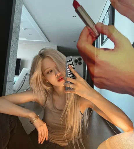 Image 12576361 from Rosé || Roseanne Park - BLΛƆKPIИK ( BLACKPINK )