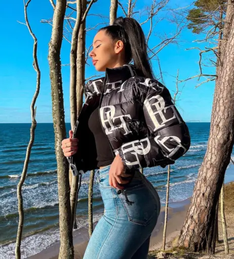 Image 12548599 from Wisnniowa / Roksana Wisnniowa