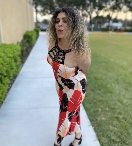 Image 12548584 from JustYeliz