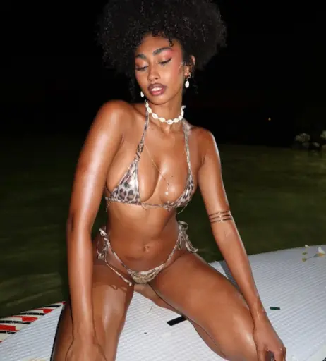 Image 12548689 from Jasmine Chola | Jasmine Blandford