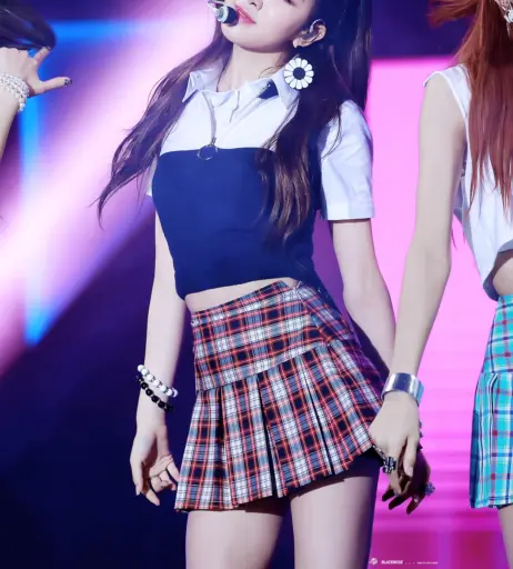 Image 12549703 from Rosé || Roseanne Park - BLΛƆKPIИK ( BLACKPINK )