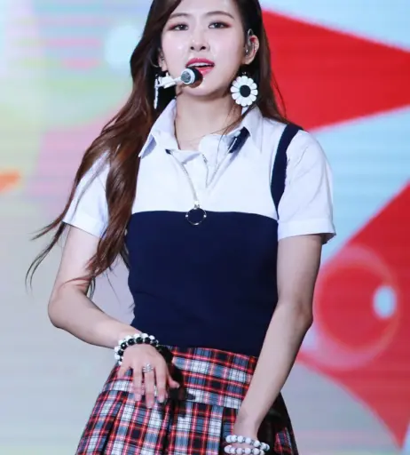 Image 12549705 from Rosé || Roseanne Park - BLΛƆKPIИK ( BLACKPINK )