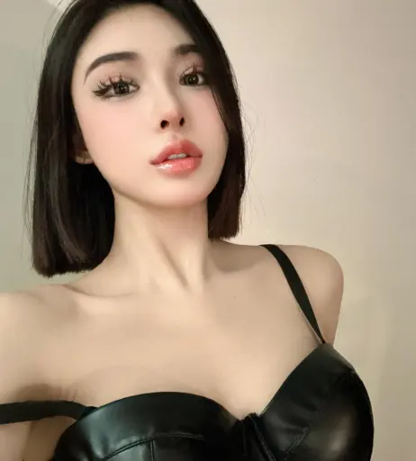 Image 12549153 from Ivy ai.lin20_